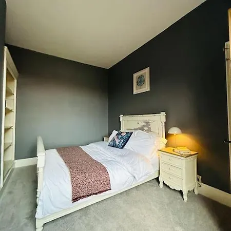 Comfy 3 Bedroom Home Free Parking In Doncaster Balby Exterior photo