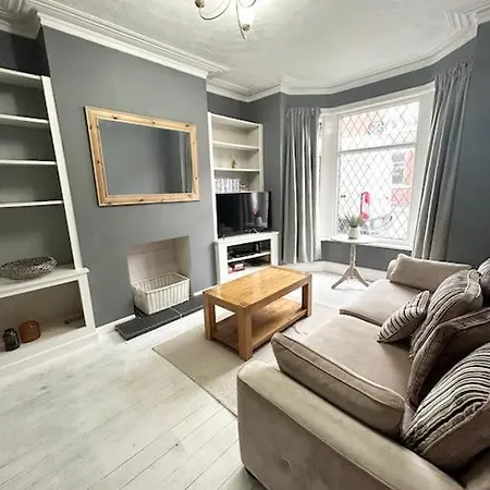Comfy 3 Bedroom Home Free Parking In Doncaster Balby Exterior photo