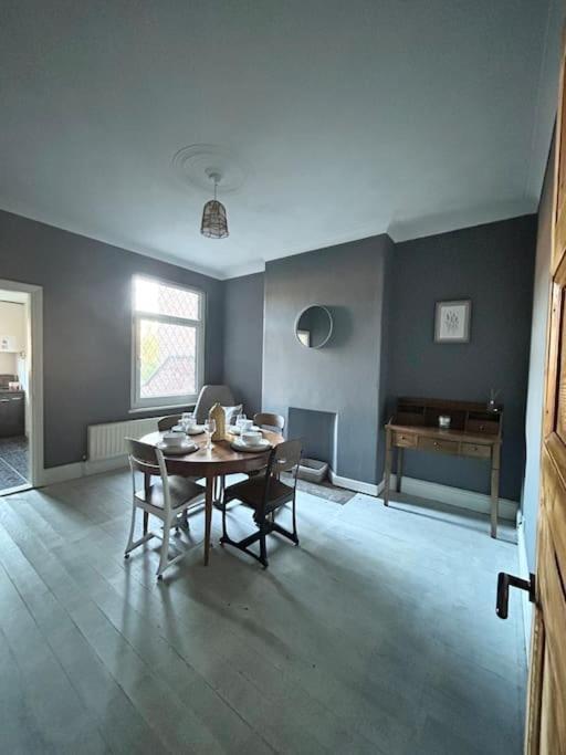 Comfy 3 Bedroom Free Parking In Doncaster Holiday home